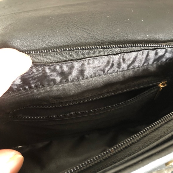 Purse - Picture 2 of 3